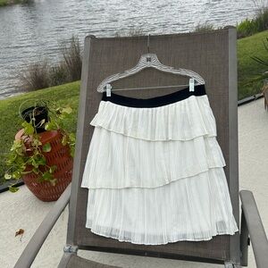 Elegant White Tiered Skirt